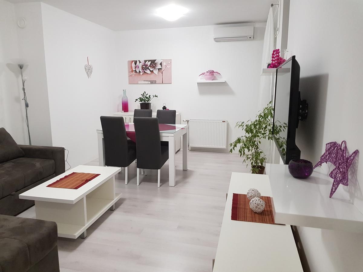 Apartment Gea 18 Novi Sad Eksteriør billede