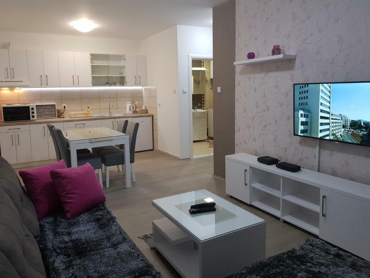 Apartment Gea 18 Novi Sad Eksteriør billede